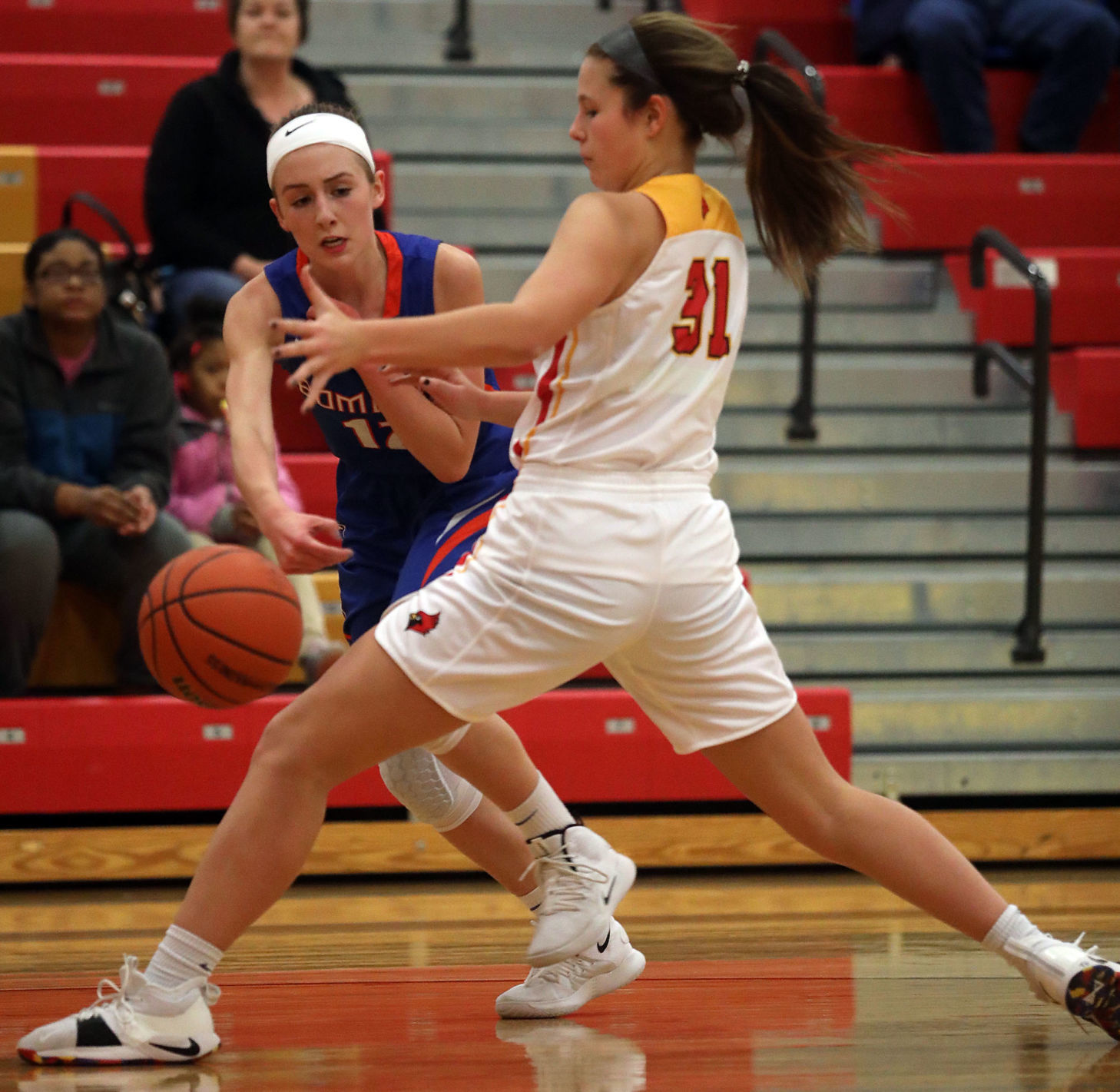 Warrensburg Latham vs Argenta Oreana girls basketball 19 2.4.19.jpg